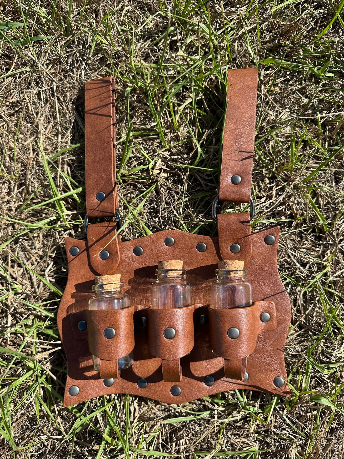 CURVED Magic Potion Elixir Holder Includes 3 Functioning Bottles!