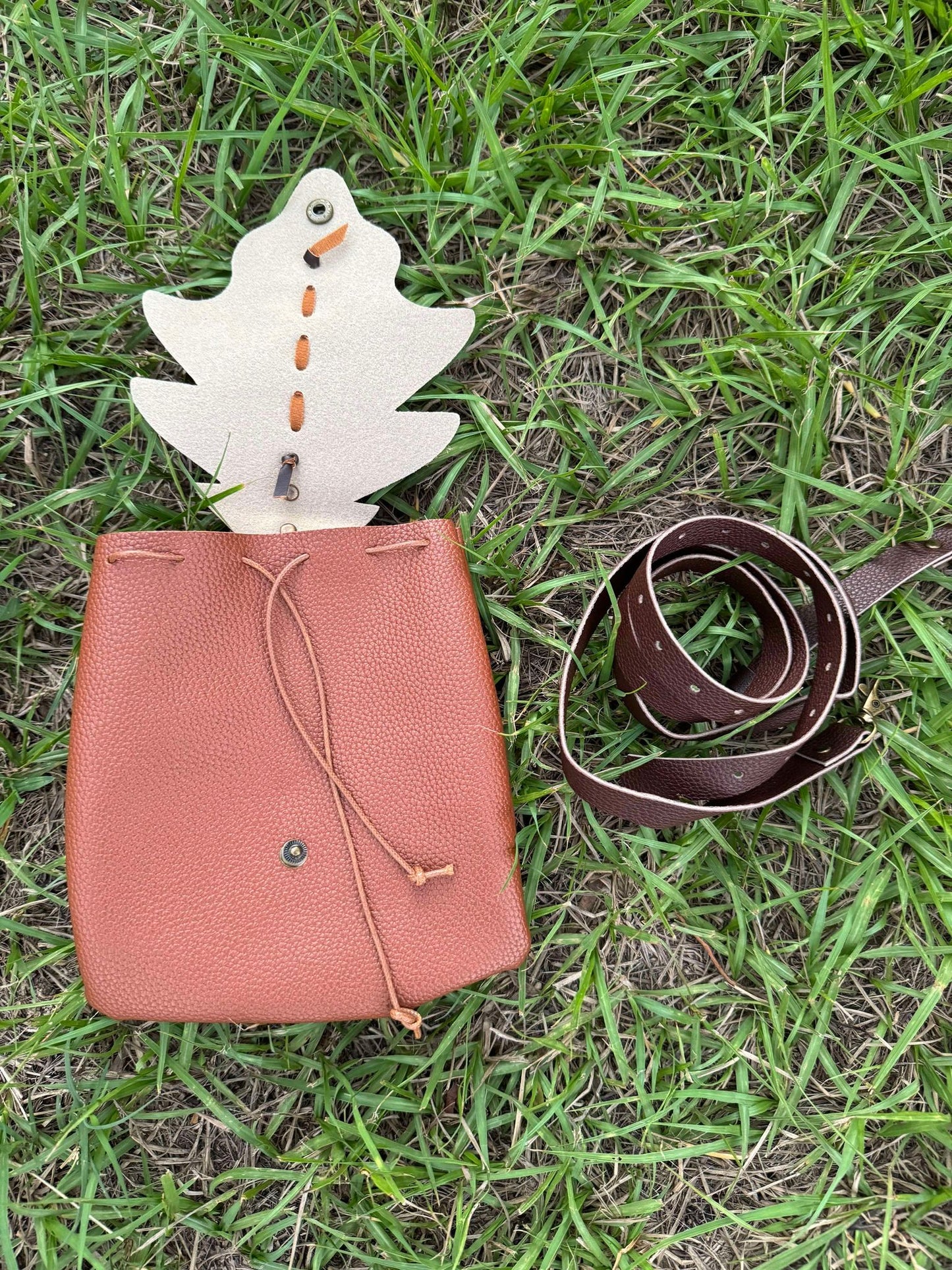 Fantasy Satchel Bag Leaf With Optional Strap!